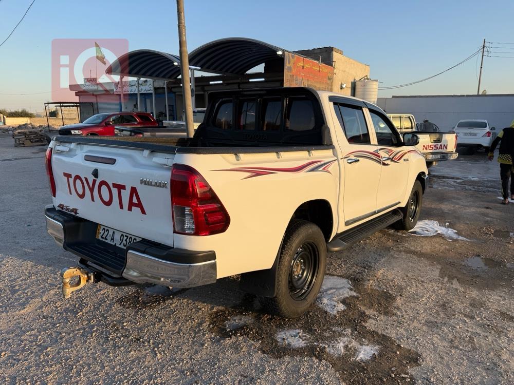 تويوتا هايلوكس